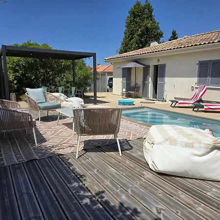 Villa 9 Pers. Avec Piscine Chauffee Proche Centre-ville, - Fr-1-877-38 Biscarrosse